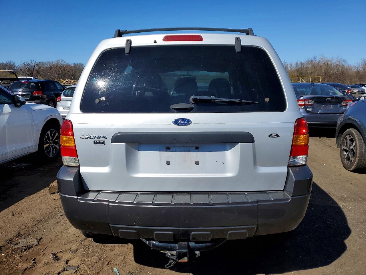 2005 Ford Escape VIN 1FMYU93145KA44025 photo 6