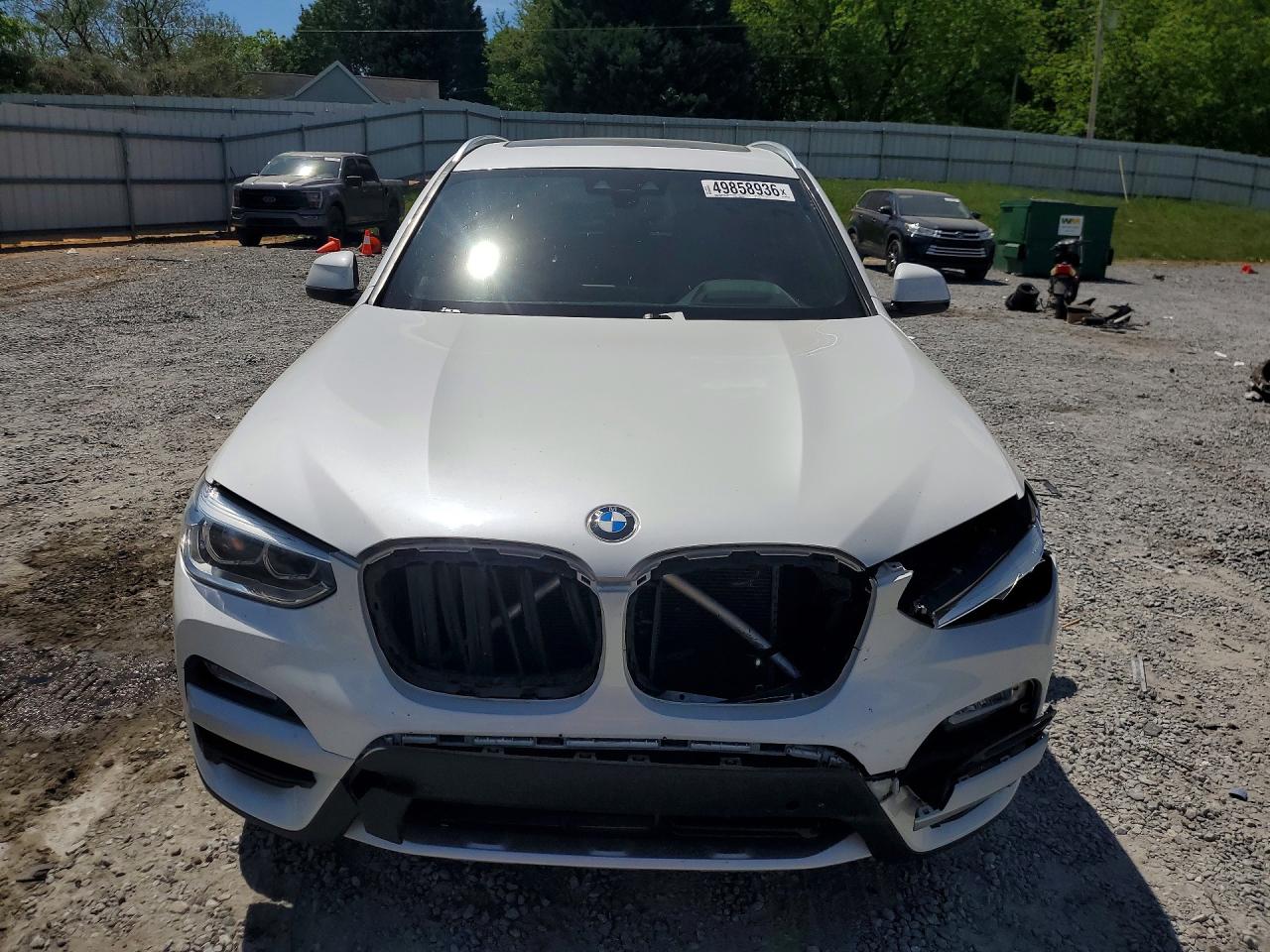 2018 BMW X3 VIN 5UXTR9C5XJLC83085 photo 5