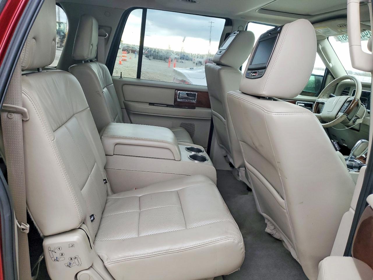 2013 Lincoln Navigator VIN 5LMJJ3J56DEL07851 photo 11