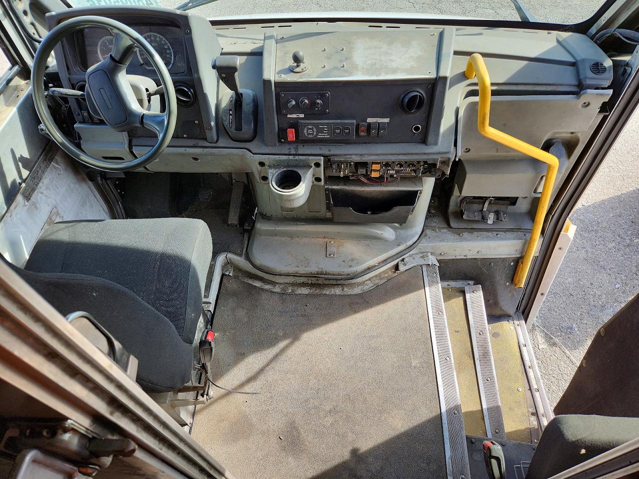 2016 Isuzu Npr VIN JALB4T177G7W00492 photo 8