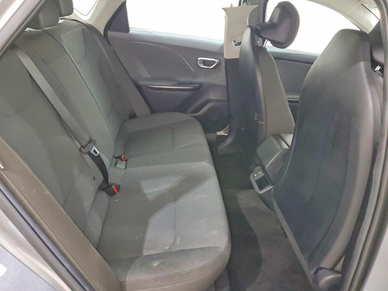 2025 Kia All other VIN 3KPFT4DEXSE054429 photo 10