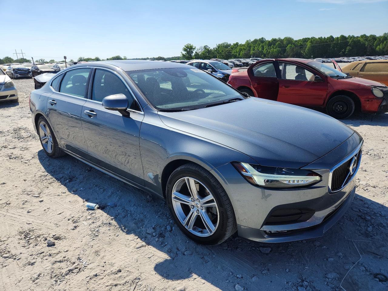 2019 Volvo S90 VIN LVY102AK8KP106313 photo 4