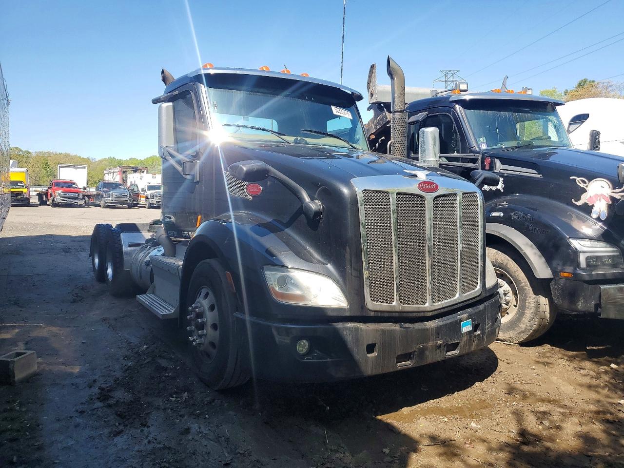 2017 PETERBILT All other VIN 1XPBDP9X8HD450746 photo 1