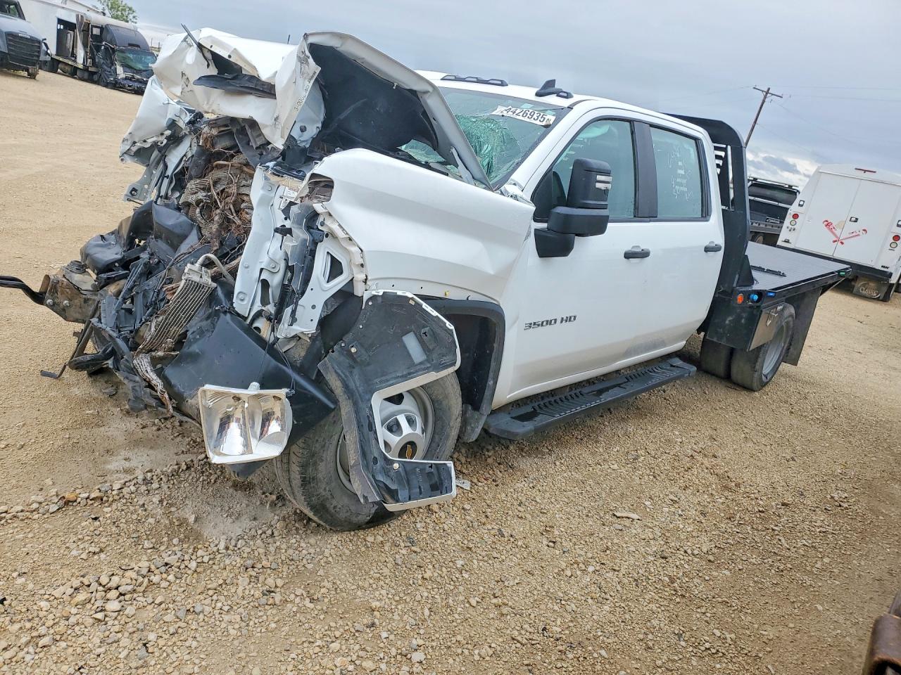 2023 CHEVROLET All models VIN 1GB4YSEY1PF146410 photo 1