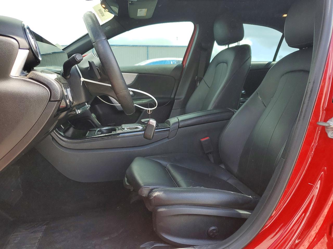 2019 Mercedes-Benz A-class VIN WDD3G4EB2KW022632 photo 7