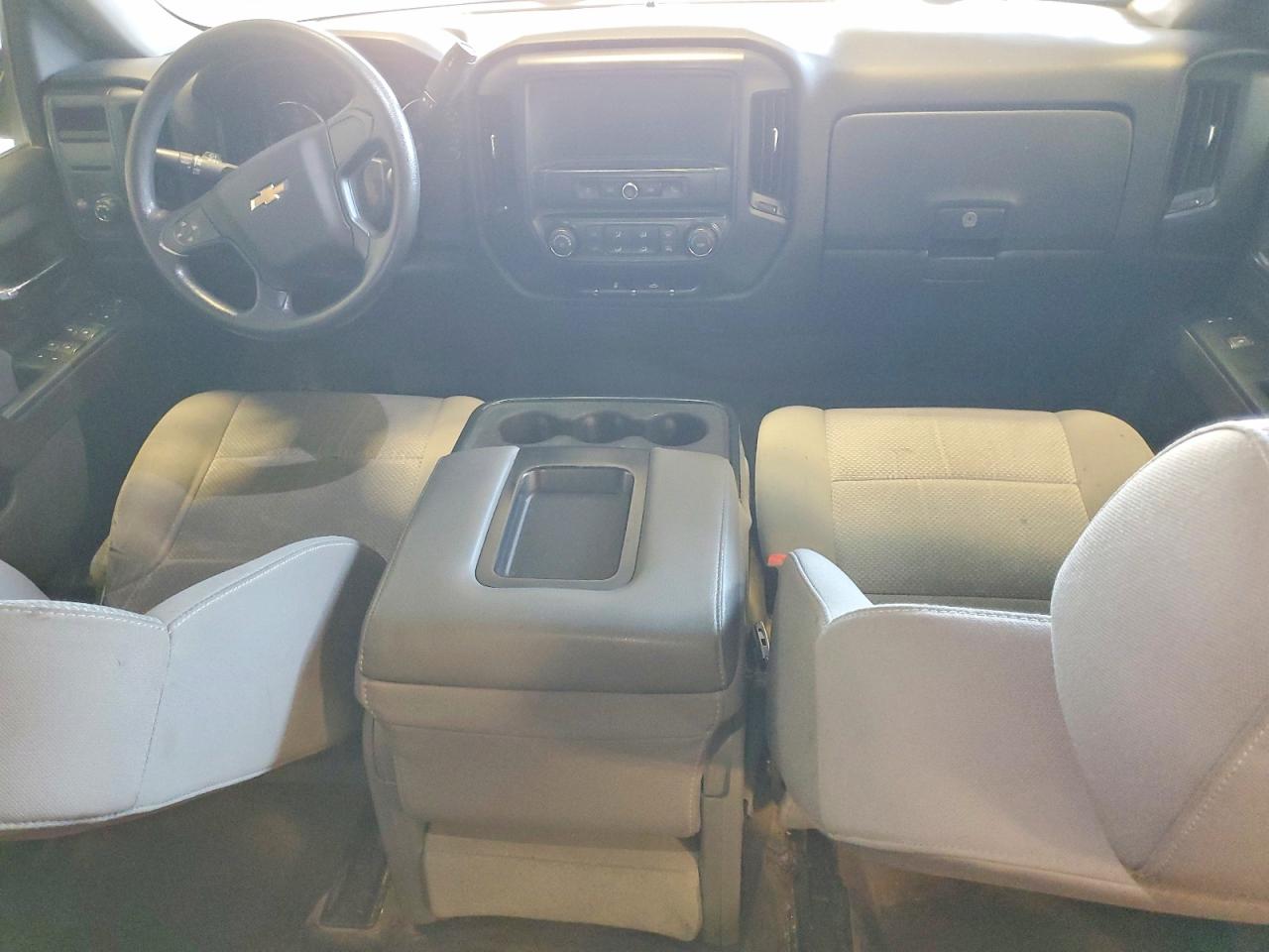 2018 Chevrolet Silverado VIN 3GCUKNEC8JG124428 photo 8