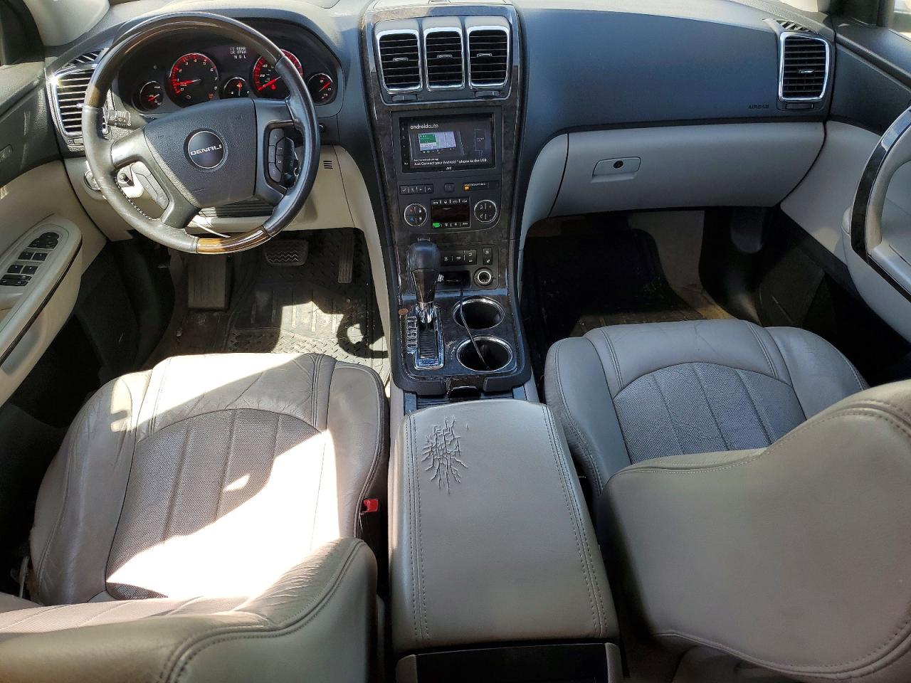 2011 GMC Acadia den VIN 1GKKRTED0BJ345459 photo 8