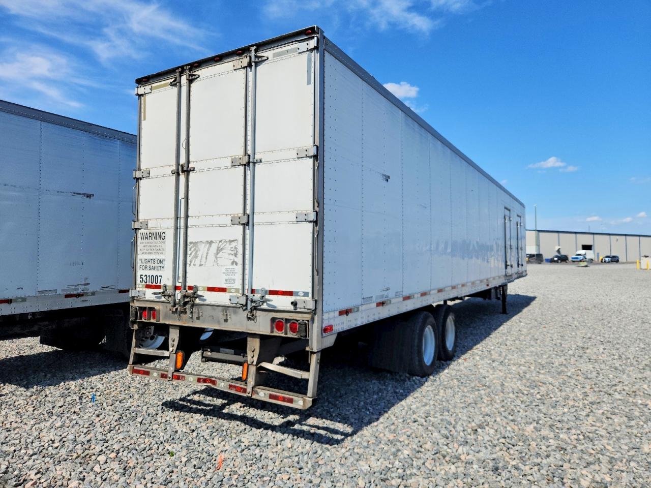 2013 UTILITY All models VIN 1UYVS253XDM630414 photo 4