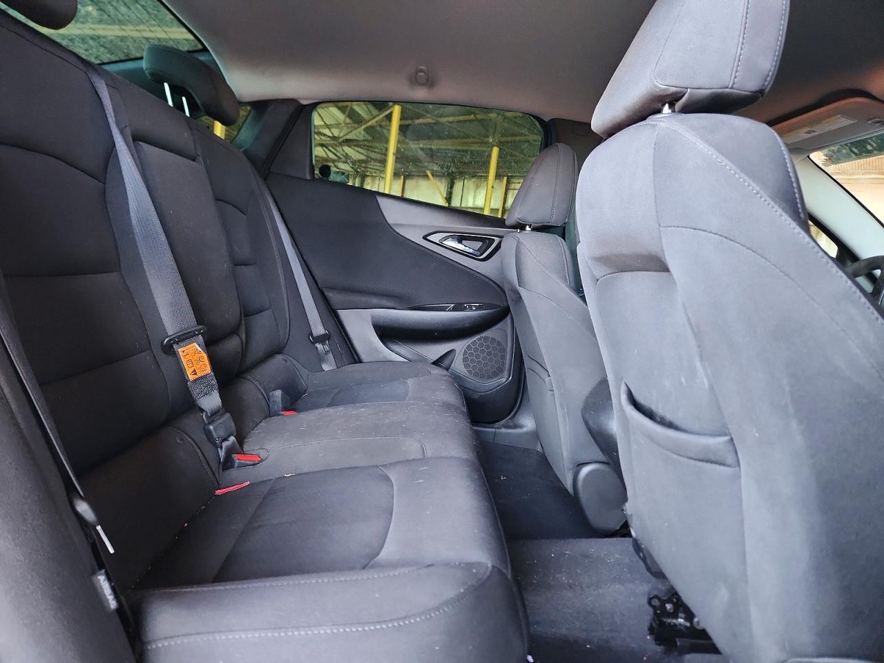 2018 CHEV Malibu VIN 1G1ZB5ST1JF201709 photo 10