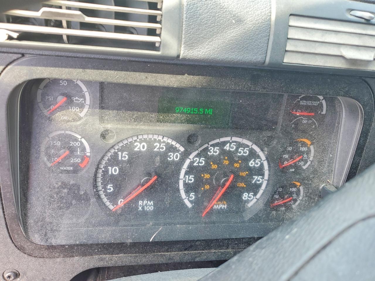 2018 FREIGHTLINER All other VIN 3AKJGLDR8JSHR0755 photo 8