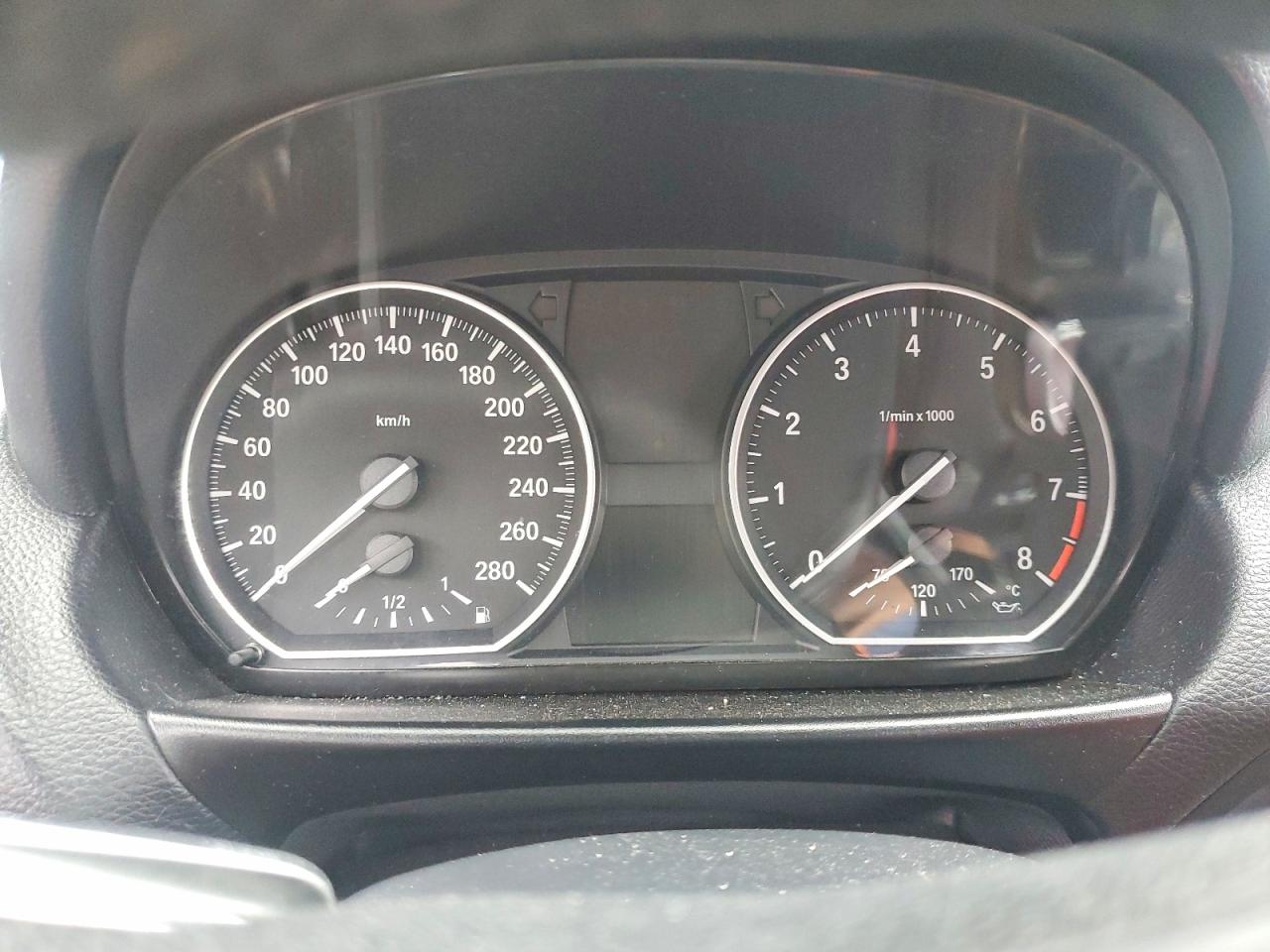 2012 BMW 1 series VIN WBAUC9C58CVM12028 photo 9