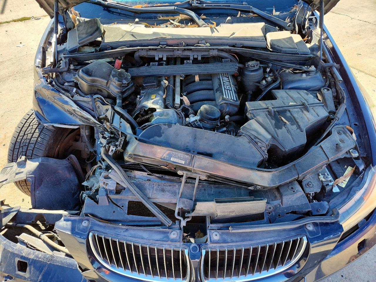 2006 BMW 3 series VIN WBAVB33546KS33592 photo 11
