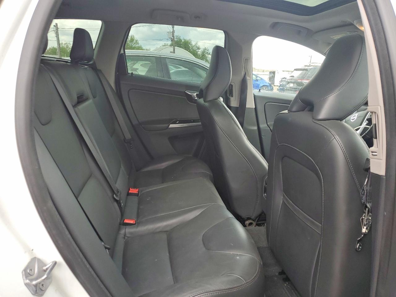 2016 Volvo Xc60 VIN YV449MRK6G2871502 photo 11