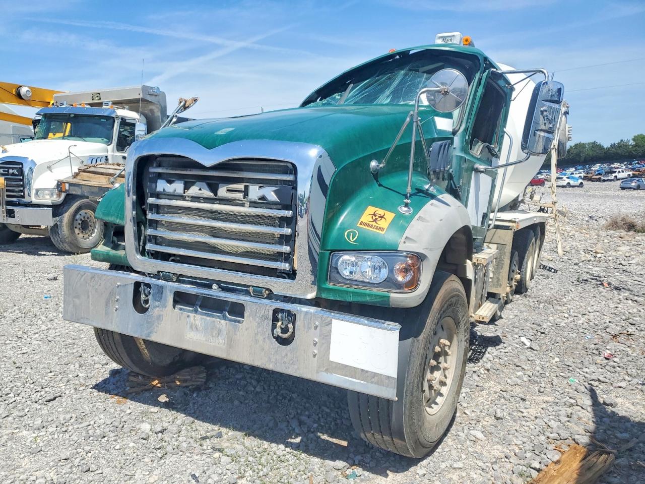 2016 MACK All other VIN 1M2AX04C4GM030069 photo 2