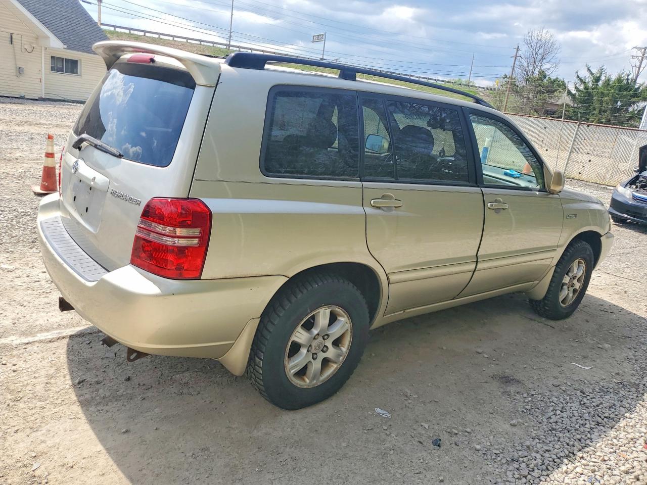2001 Toyota Highlander VIN JTEHF21AX10026316 photo 3