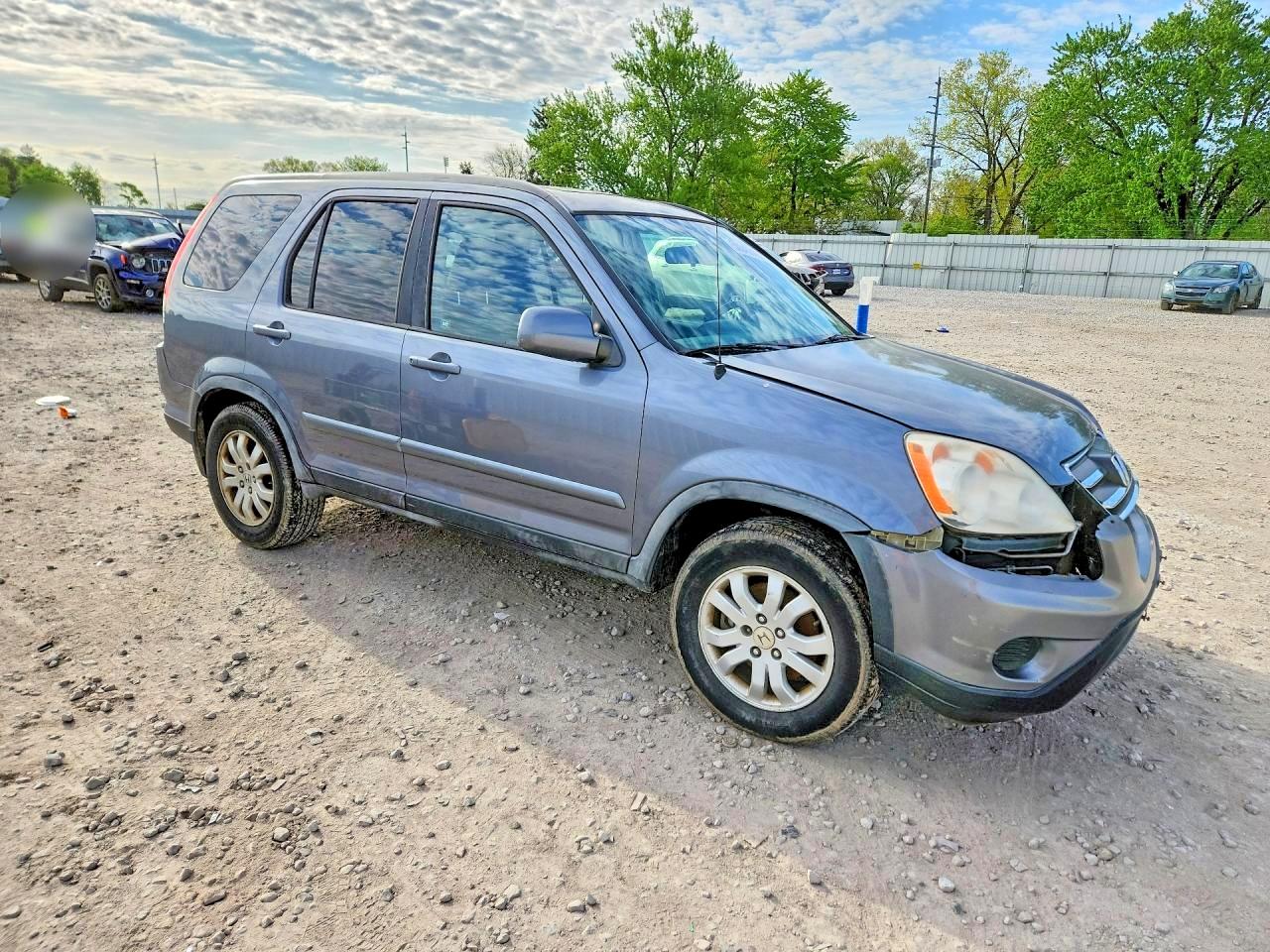 2005 Honda Crv VIN JHLRD78935C024485 photo 4