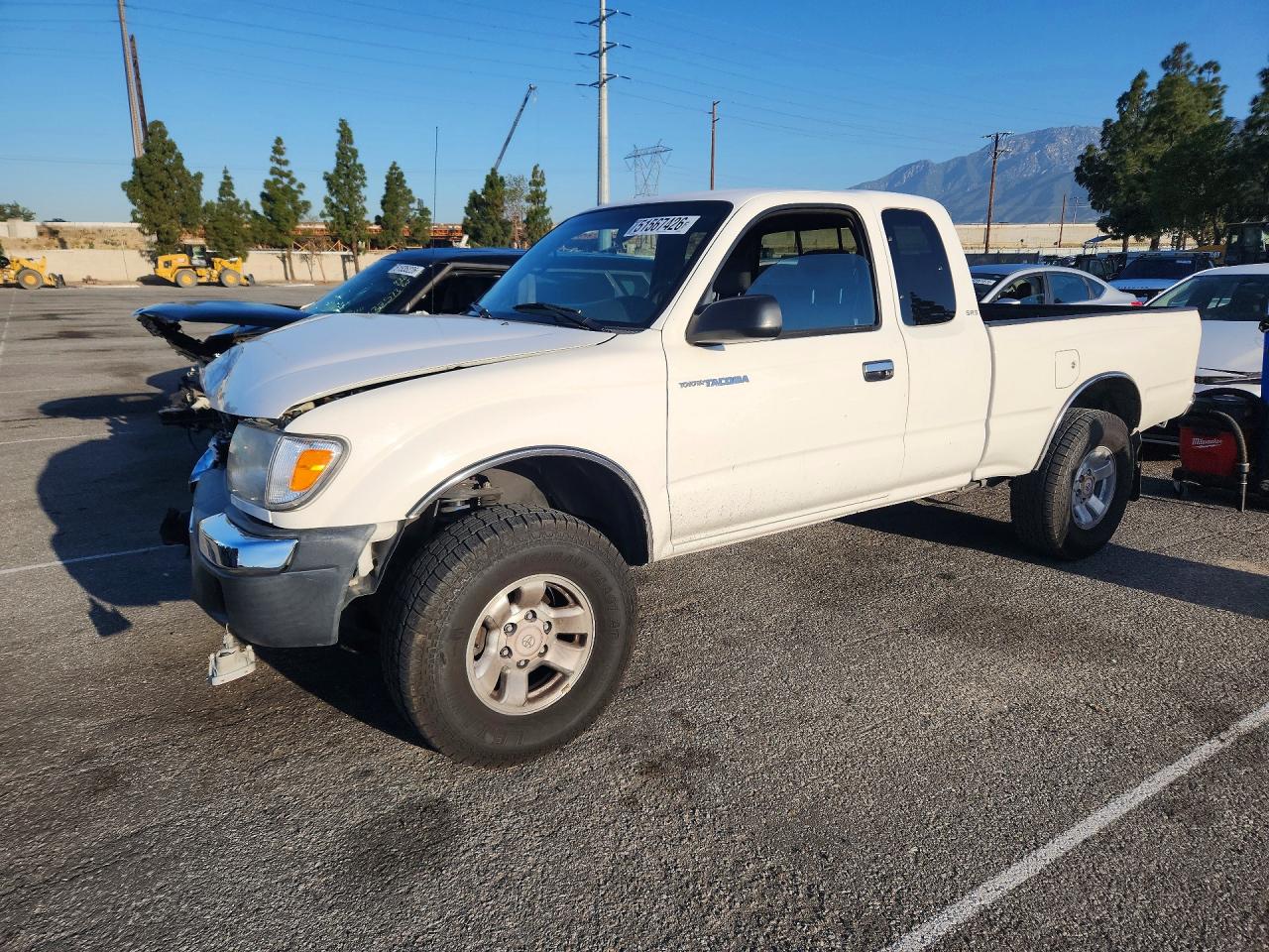 2000 Toyota Tacoma VIN 4TASM92N3YZ600895 photo 1