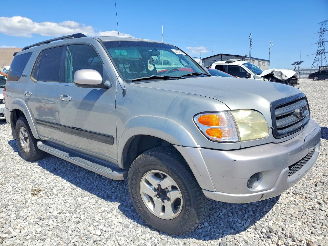 2002 TOYOTA Sequoia VIN 5TDZT34AX2S125834 photo 4