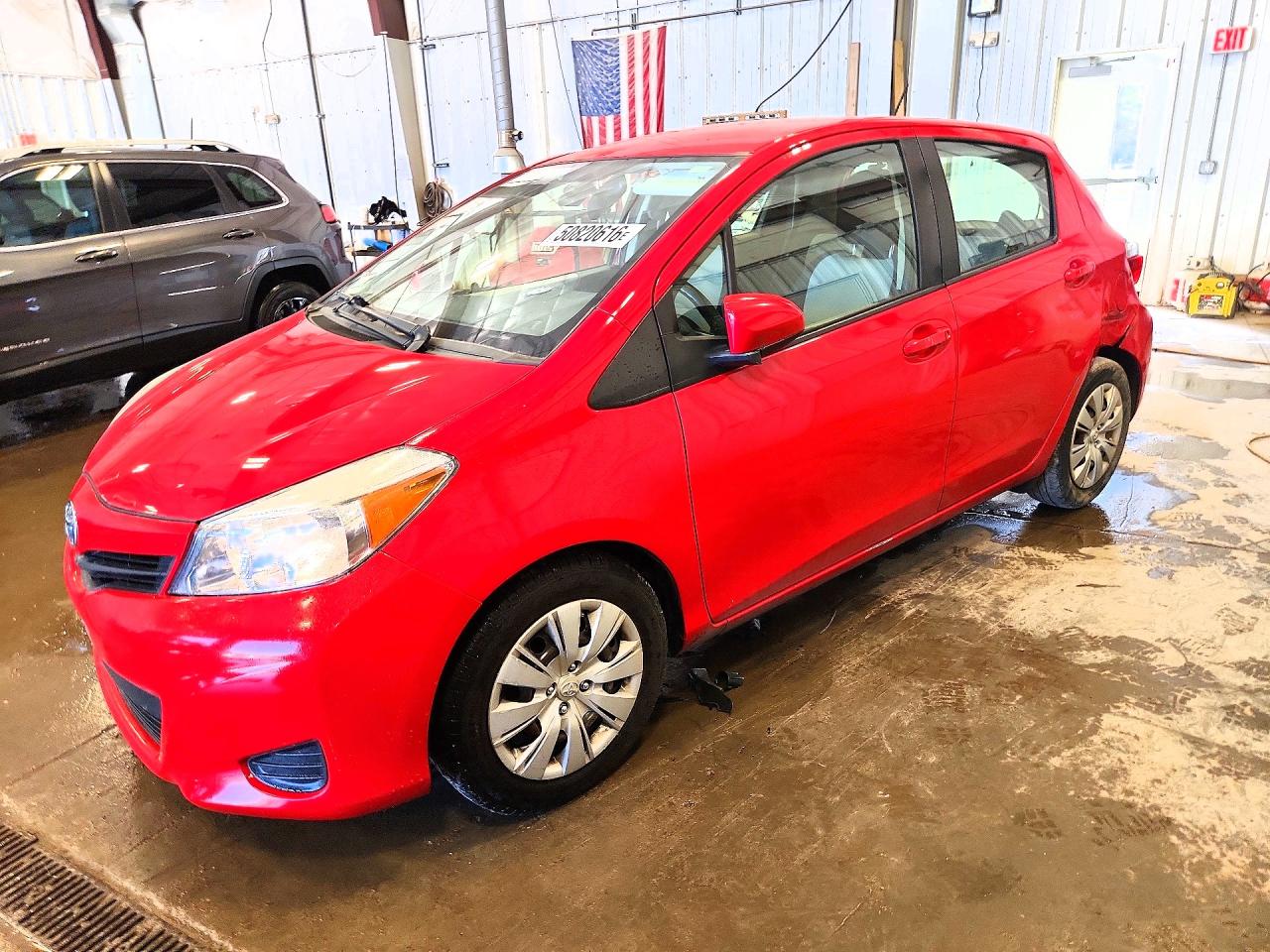 2014 Toyota Yaris VIN JTDKTUD39ED589321 photo 1