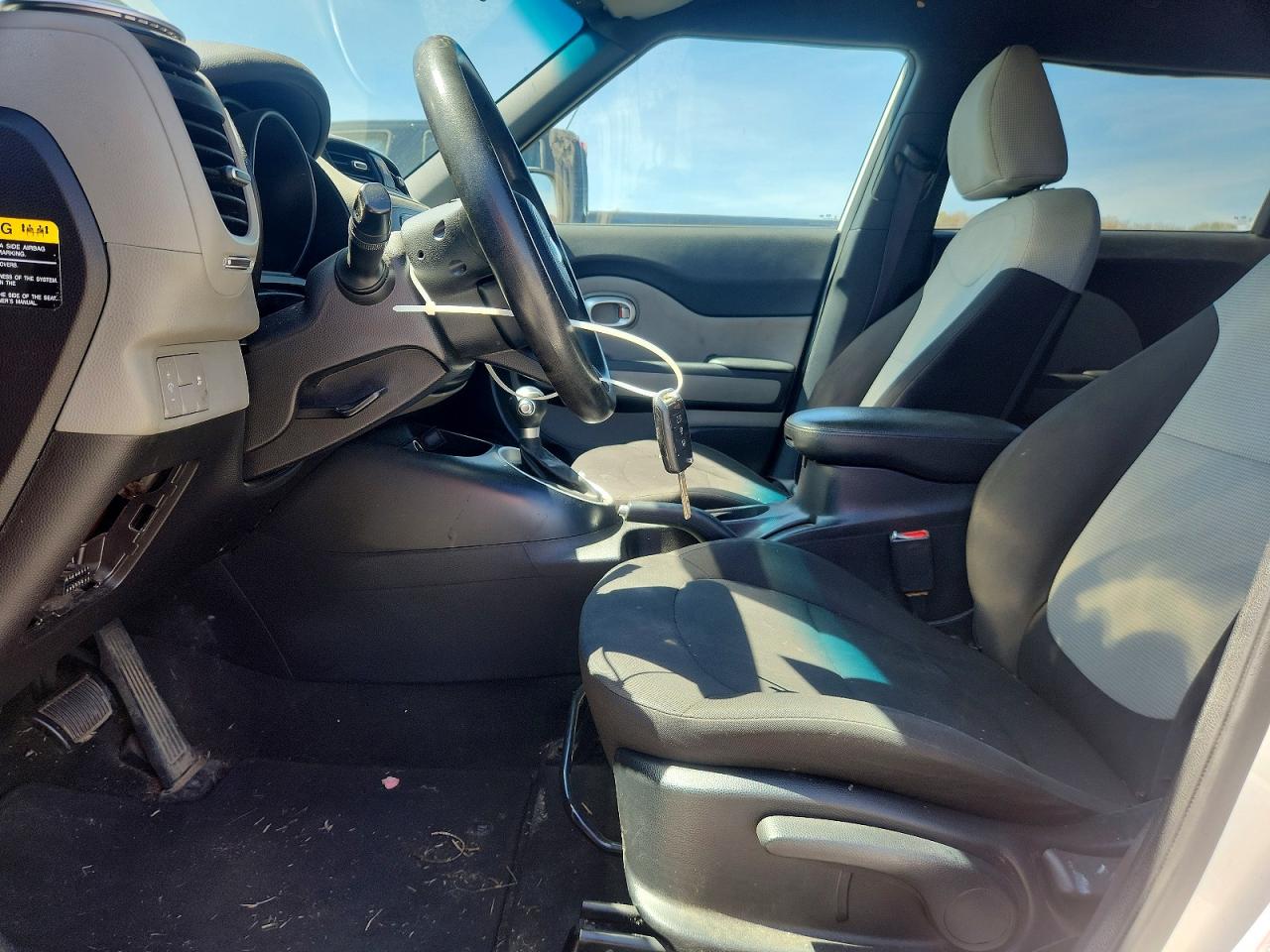 2015 KIA Soul base VIN KNDJN2A24F7226818 photo 7