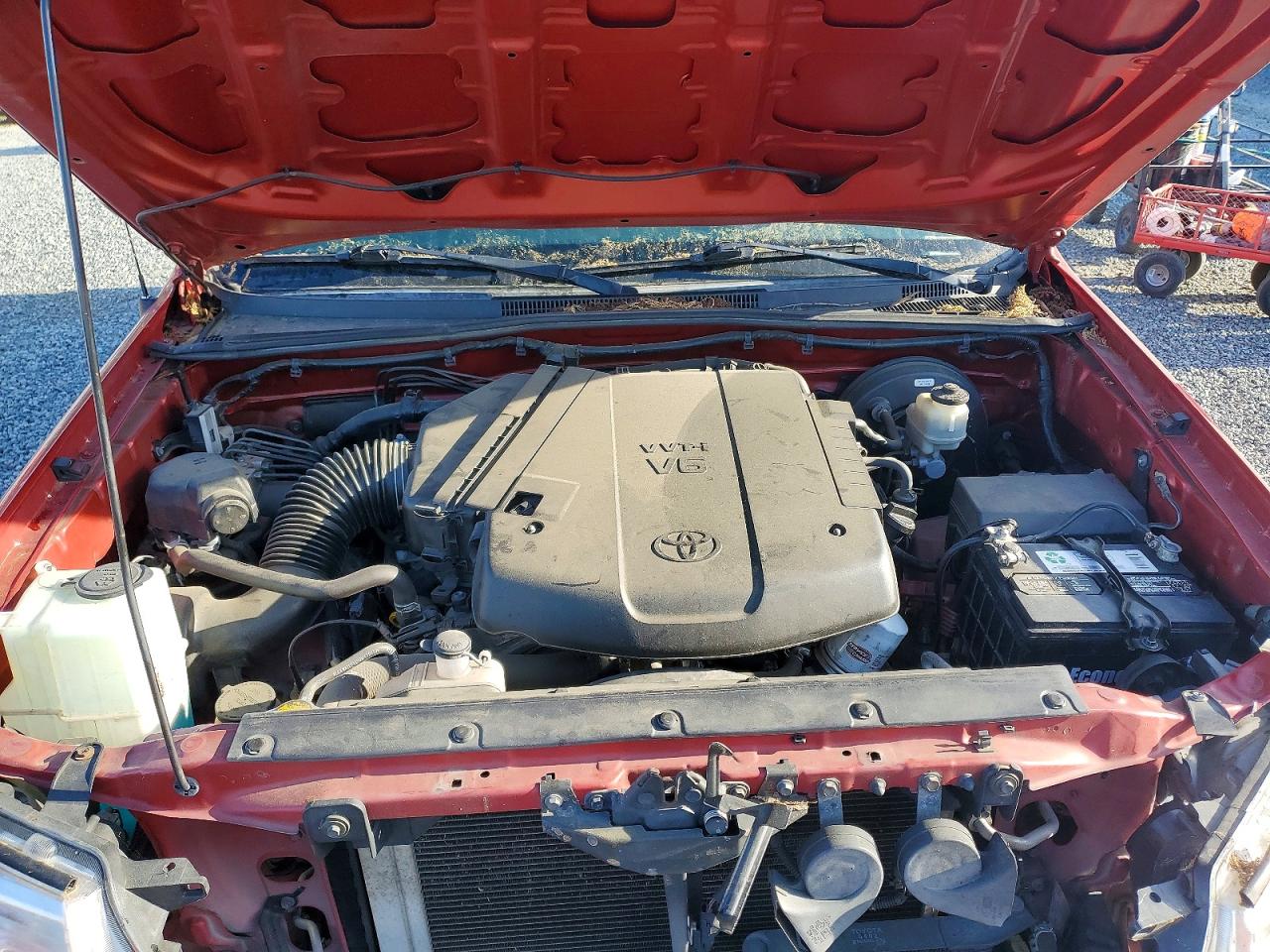 2015 Toyota Tacoma VIN 5TFJU4GNXFX085690 photo 11