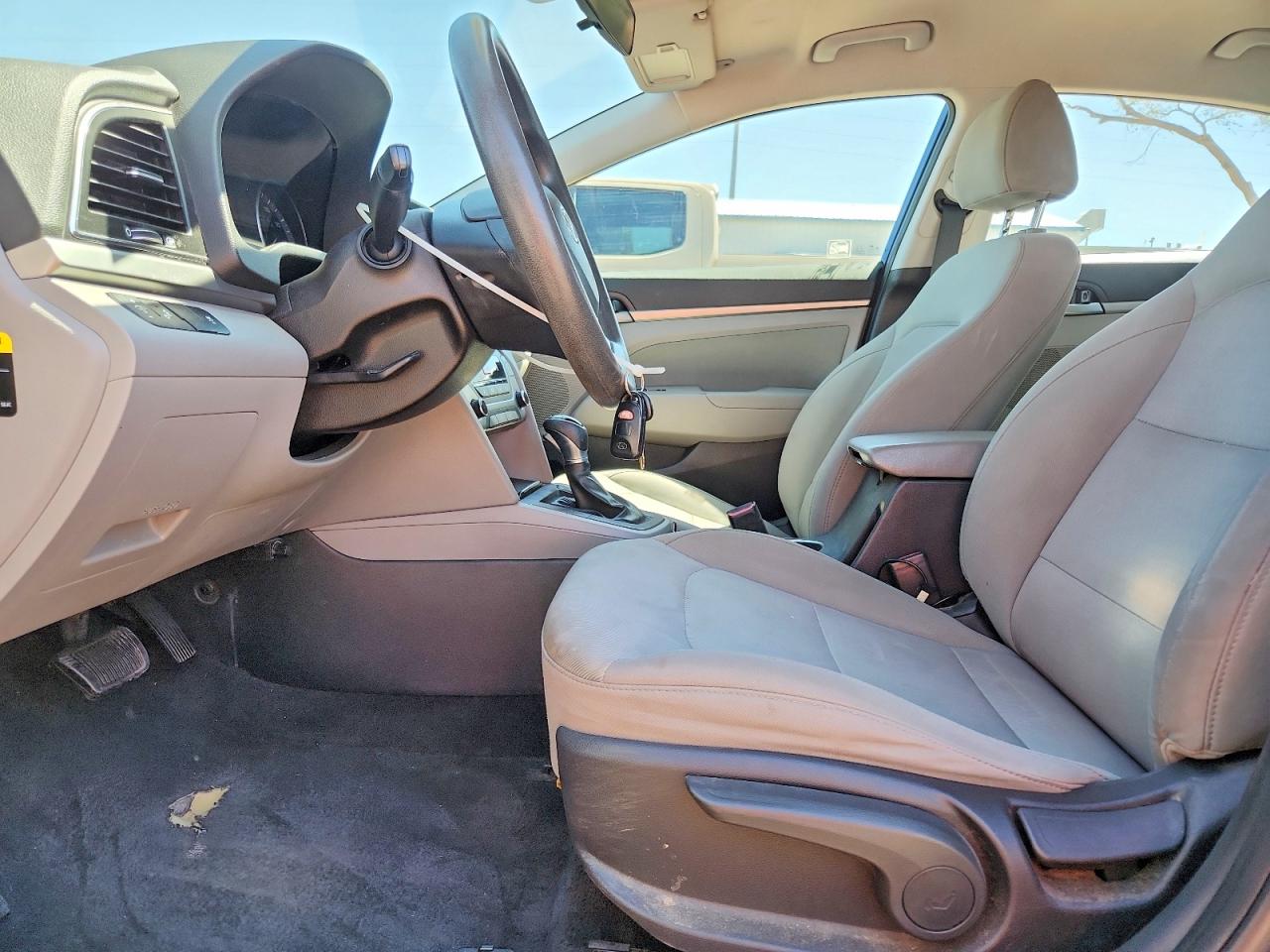 2018 Elantra VIN 5NPD84LF0JH295686 photo 7