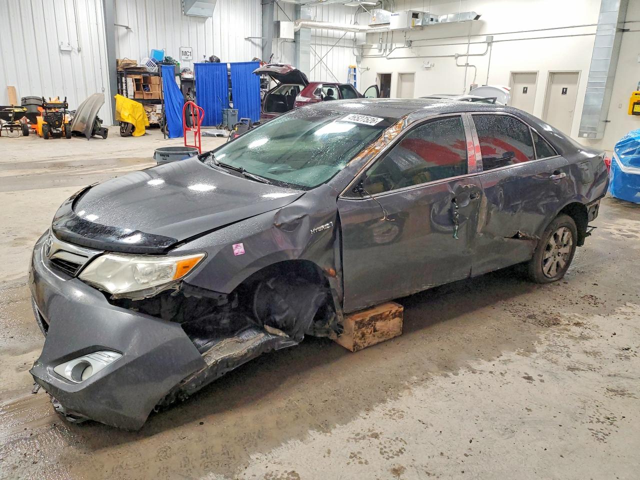 2012 Toyota Camry sola VIN 4T1BD1FKXCU012144 photo 1