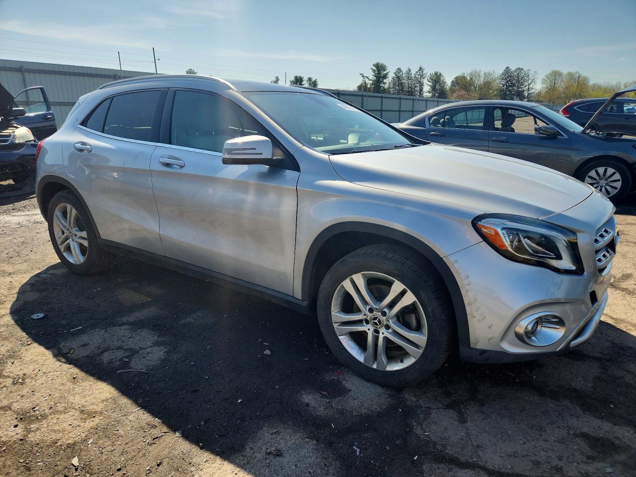 2018 Mercedes-Benz Gla-class VIN WDCTG4GB1JJ484399 photo 4