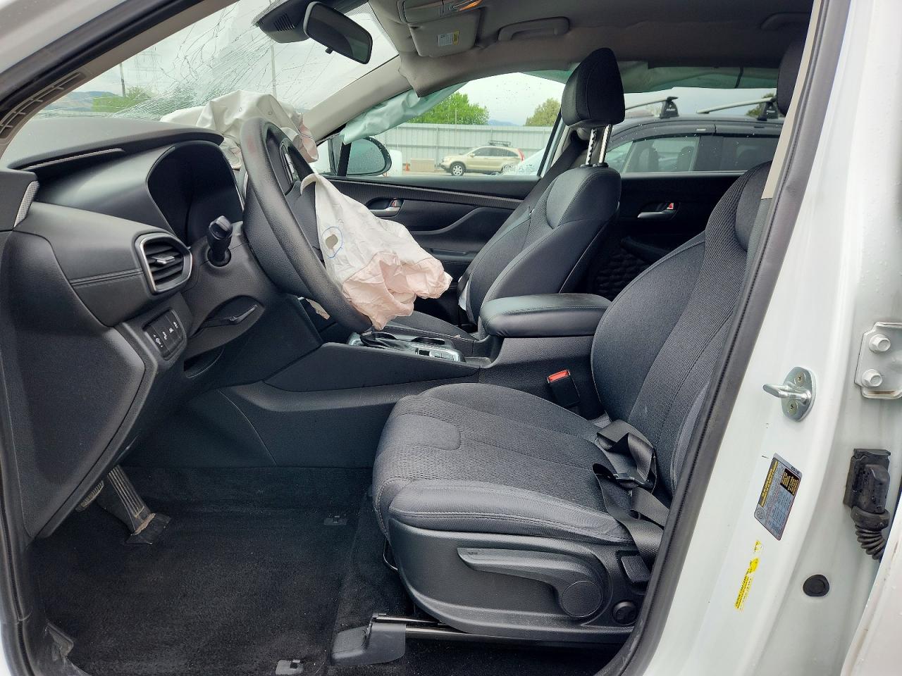 2019 Hyundai Santa fe VIN 5NMS23AD7KH112030 photo 7