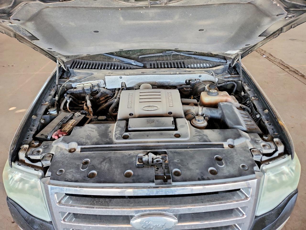 2007 Ford Expedition VIN 1FMFK18567LA02303 photo 12
