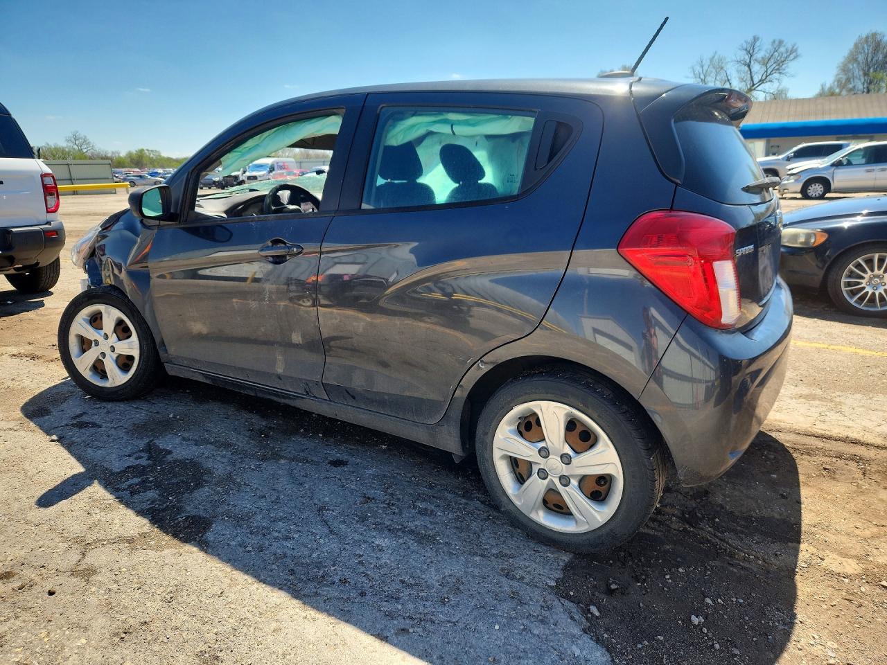 2020 Chevrolet Spark VIN KL8CB6SA0LC475904 photo 2