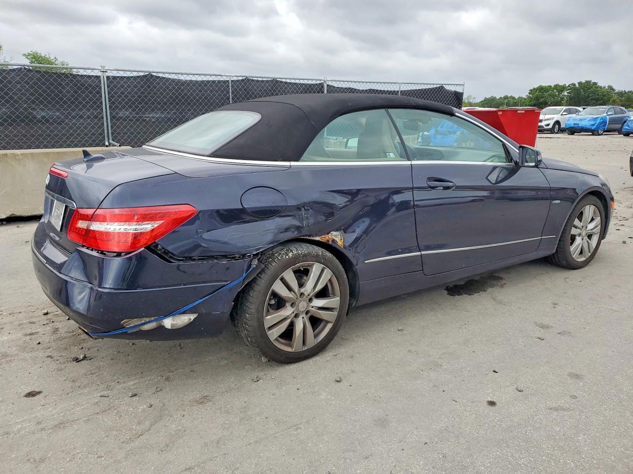 2012 Mercedes-Benz E-class VIN WDDKK5KF1CF162261 photo 3