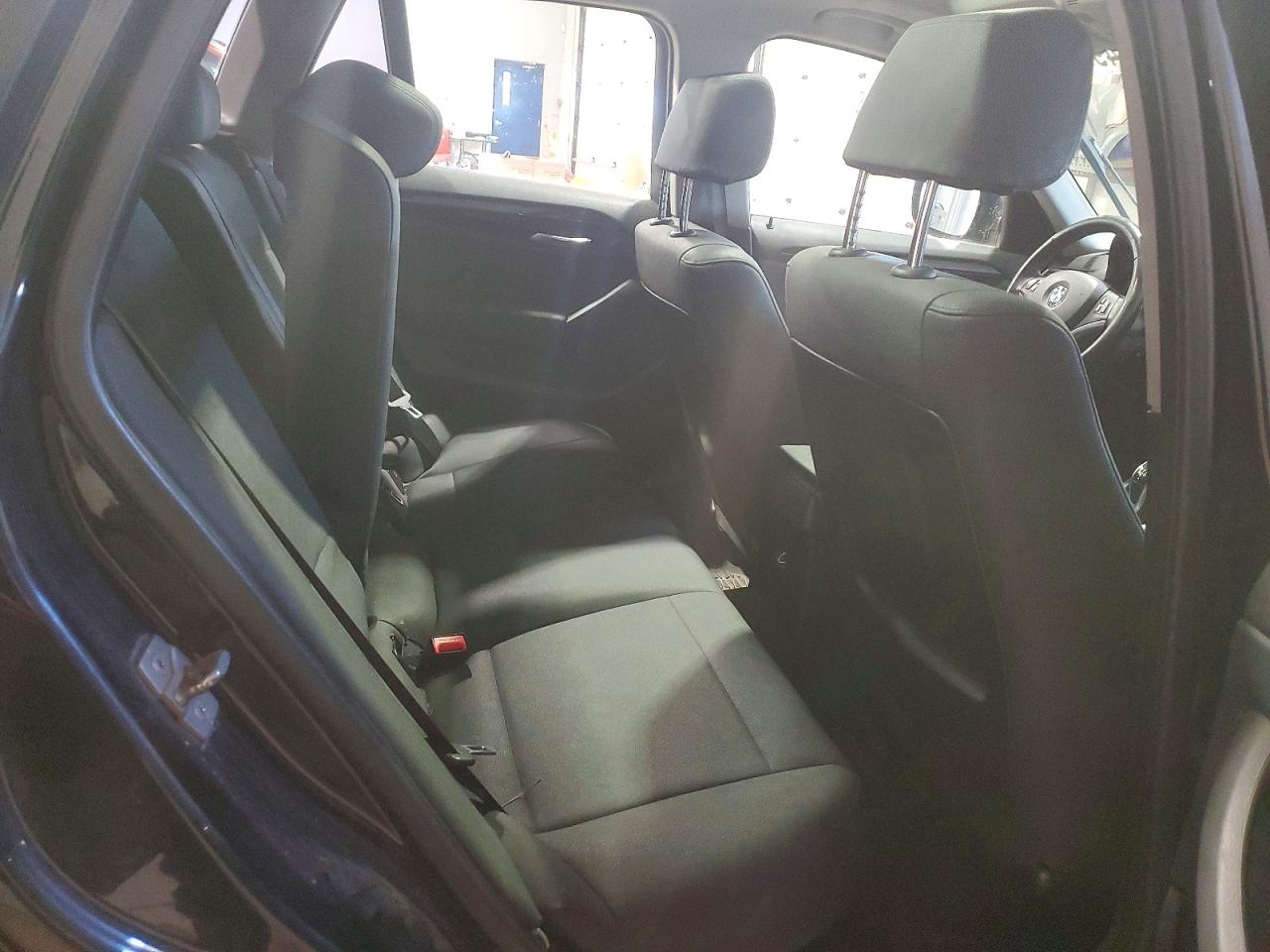 2012 BMW X1 VIN WBAVL1C59CVR76146 photo 11