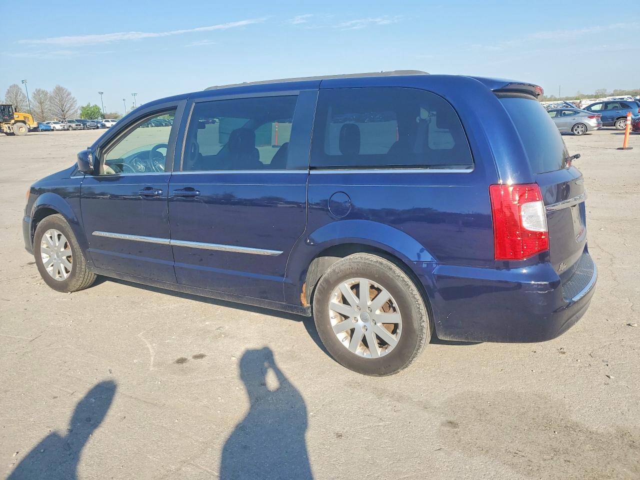 2014 Chrysler Minivan VIN 2C4RC1BGXER461346 photo 2