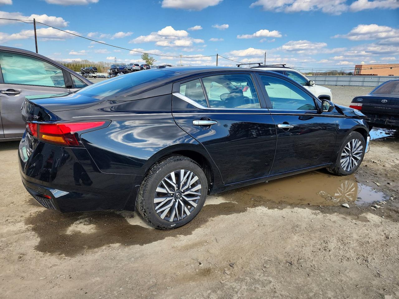 2024 NISSAN Altima VIN 1N4BL4DW3RN414787 photo 3