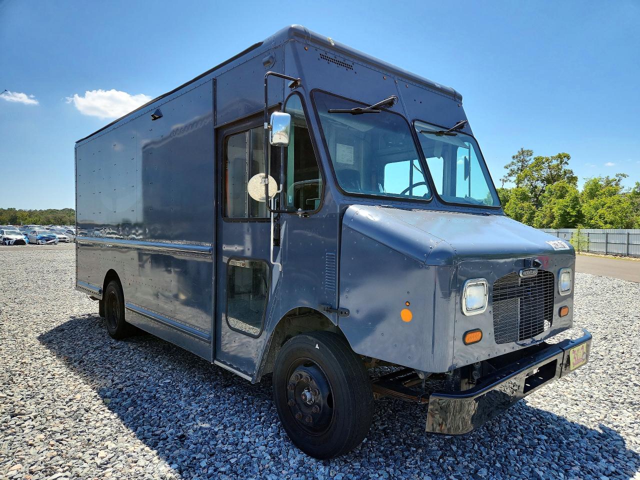 2020 FREIGHTLINER All other VIN 4UZAC2EA1LCMK0244 photo 4