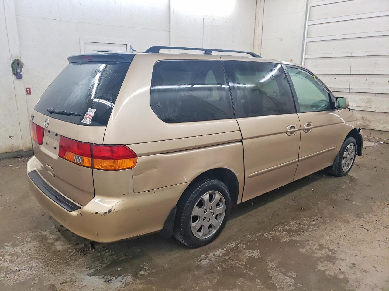 2002 Honda Odyssey VIN 2HKRL18612H578191 photo 3