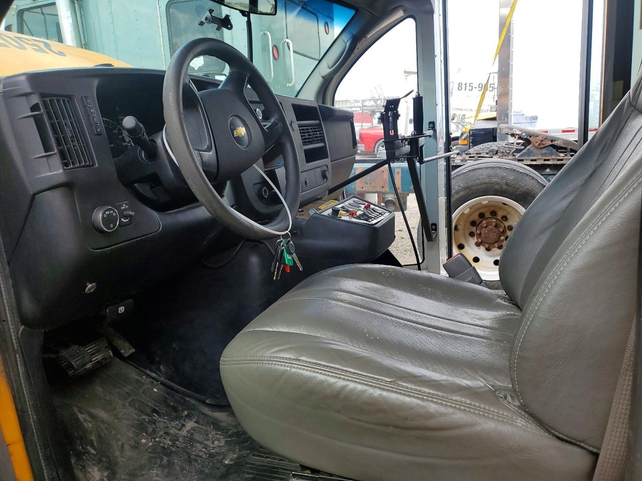 2013 Collins Express VIN 1GB6G5BL5D1170661 photo 5