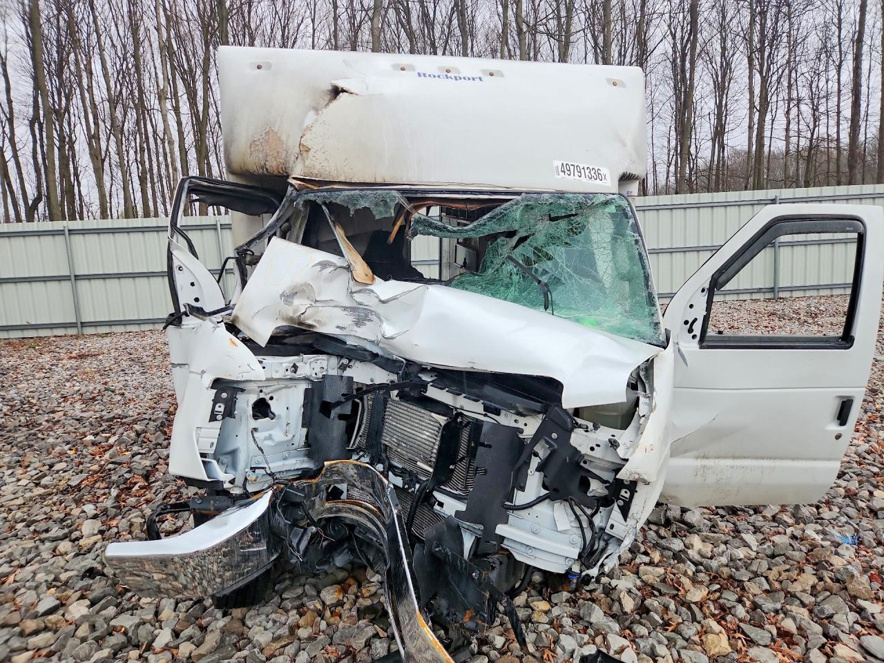 2024 Ford Econoline VIN 1FDXE4FNXRDD13763 photo 5