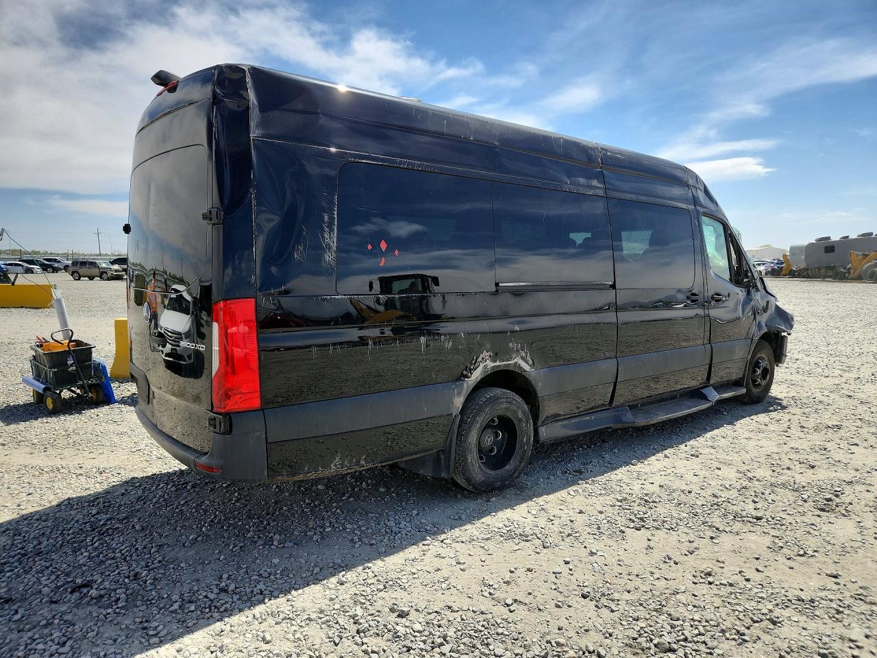 2019 Mercedes-Benz Sprinter VIN WDAPF4CD1KT013945 photo 3
