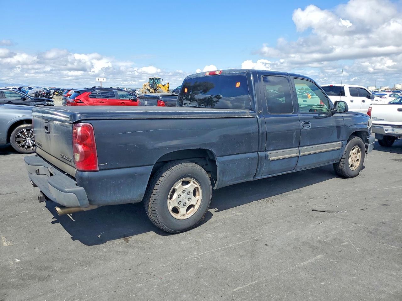2003 Chev Silverado VIN 2GCEC19T231204954 photo 3
