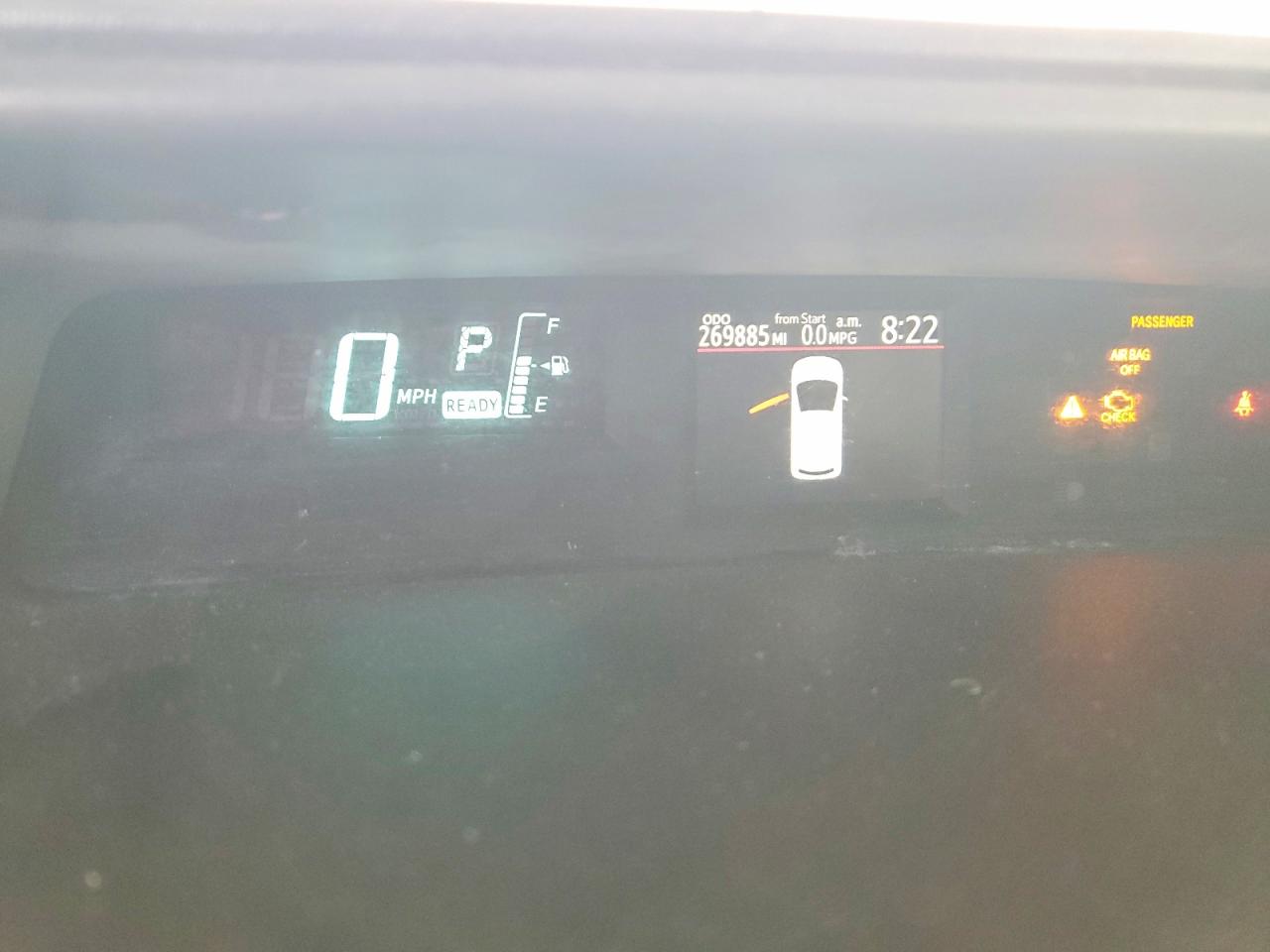 2014 Toyota Prius c on VIN JTDKDTB3XE1079250 photo 9