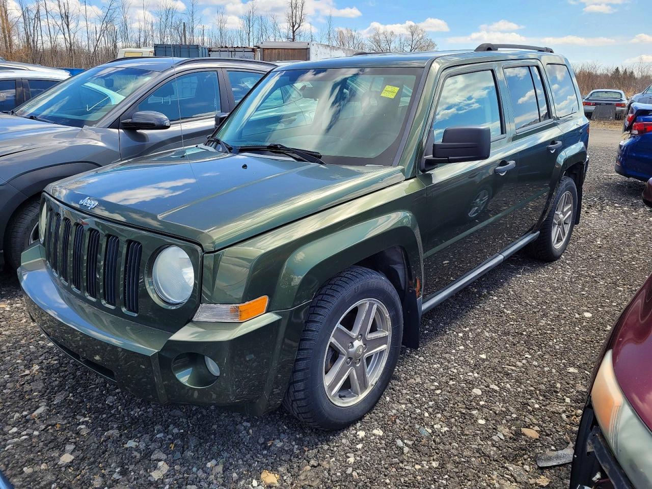 2007 JEEP Patriot VIN 1J8FF28W97D392209 photo 2