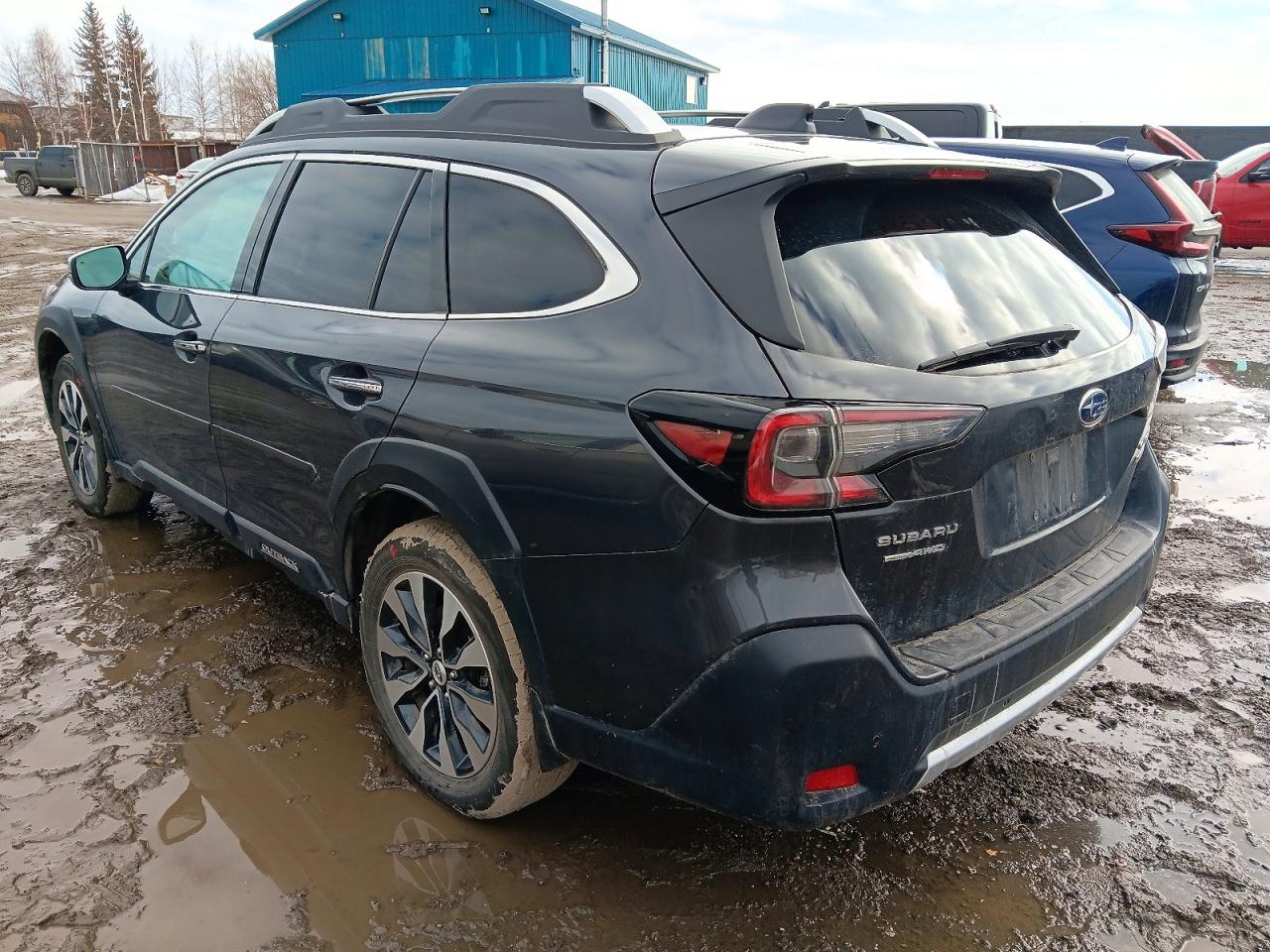 2023 Subaru Outback VIN 4S4BTGPD3P3203101 photo 2