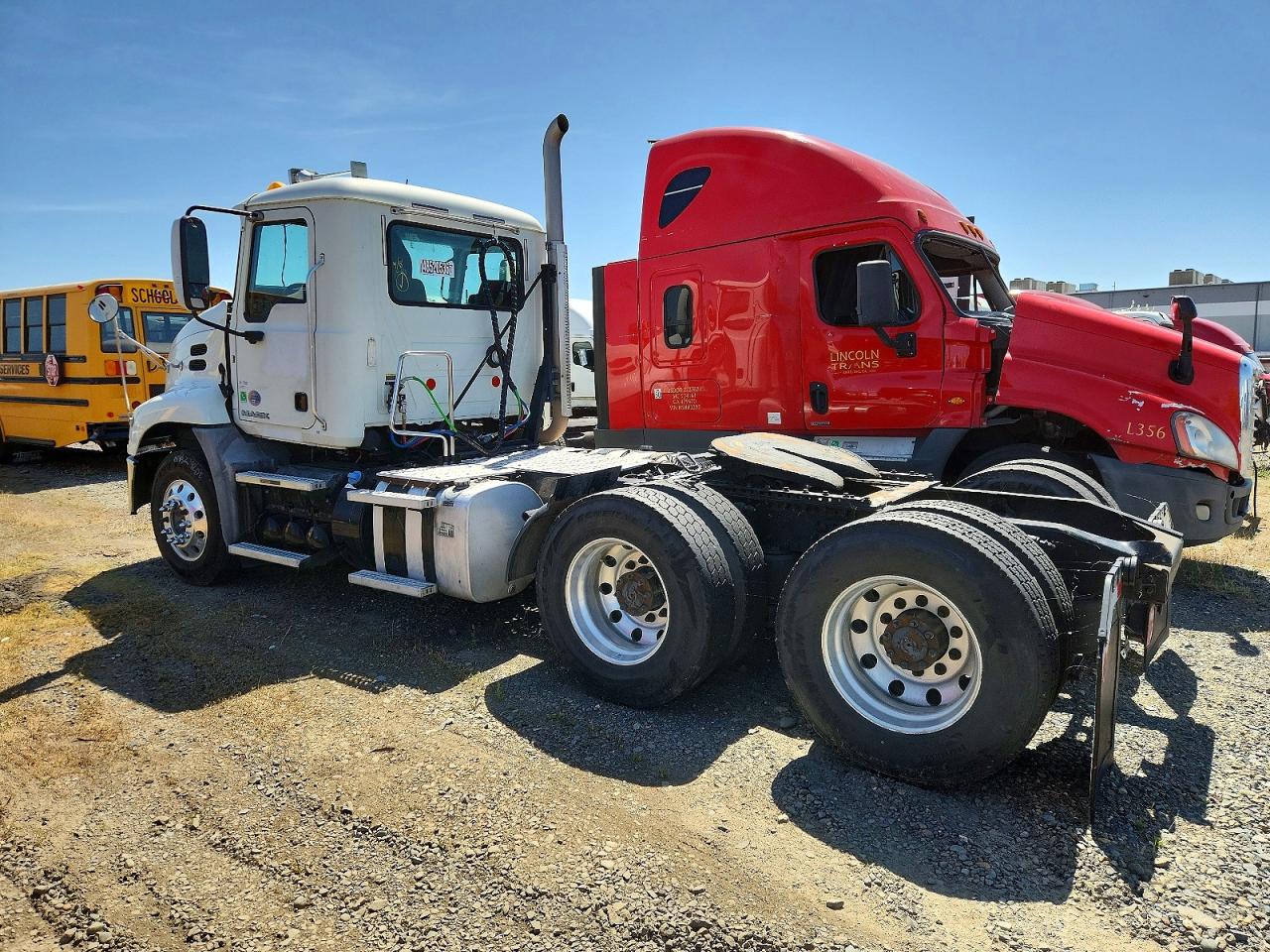 2016 MACK All other VIN 1M1AW09Y2GM077760 photo 3