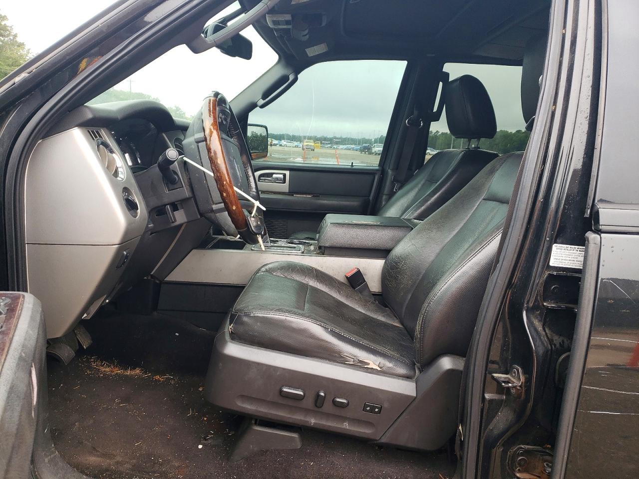 2010 Ford Expedition VIN 1FMJK1K52AEB67098 photo 7