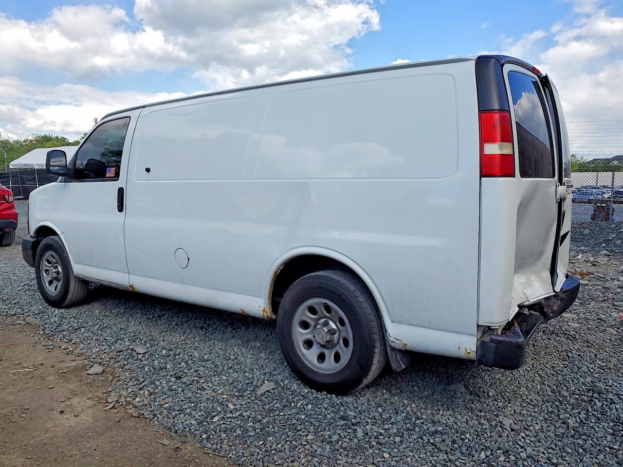 2010 CHEV Express VIN 1GCUGADX1A1163665 photo 2