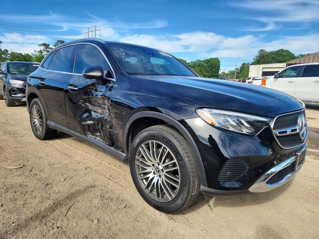 2026 MERCEDES-BENZ Glc class VIN W1NKM4GB4TF470196 photo 4