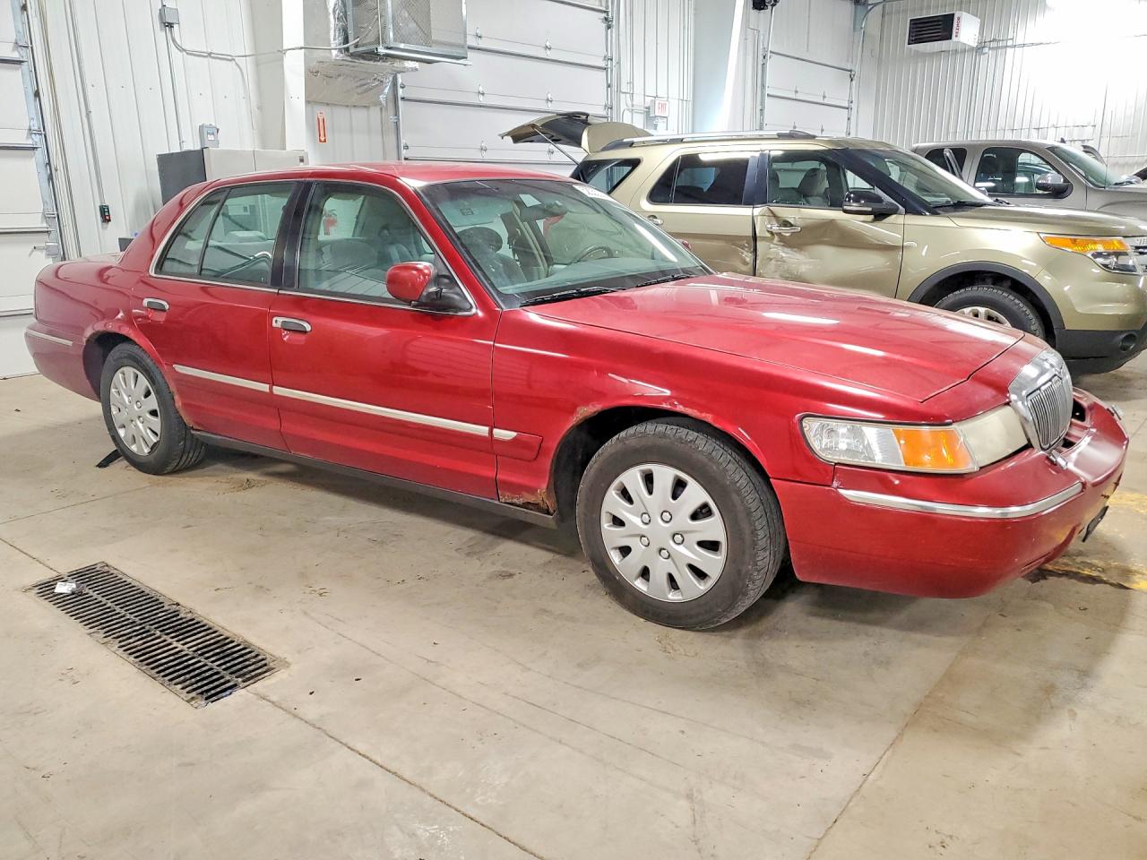 1998 Mercury Grmarquis VIN 2MEFM74WXWX667348 photo 4