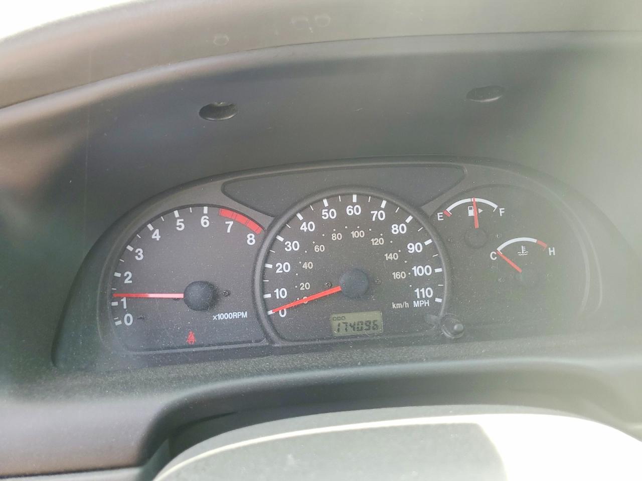 2003 CHEV Tracker VIN 2CNBJ13CX36920520 photo 9